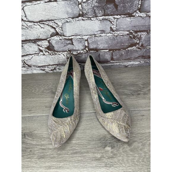 Irregular Choice Silver Suede Gold Shimmer Bridal Print Pointed Heels Women 39EU - Picture 11 of 16